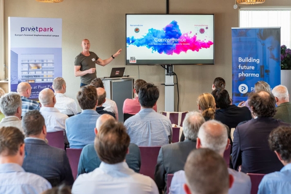 Eventfotograaf tijdens de PharmaNL Connection Days op het Pivot Park in Oss